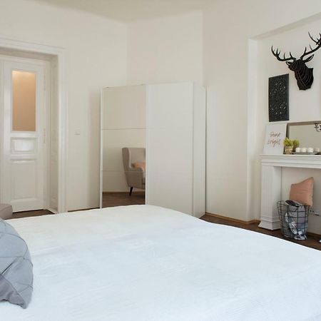 Apartamento Kent Ridge Loft Praga Exterior foto